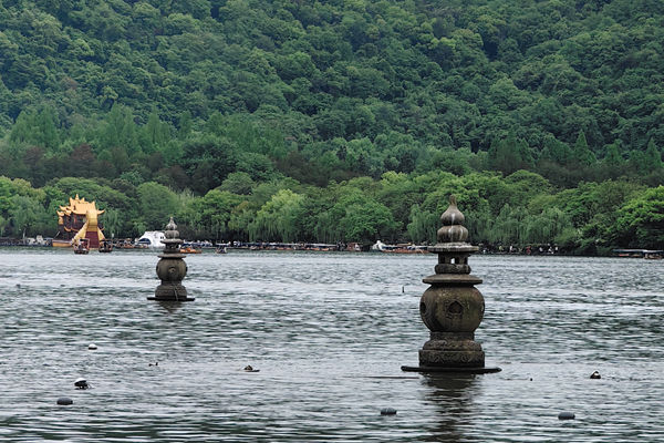 无氟防水剂类型研究：热熔粘合衬布的防水及手感